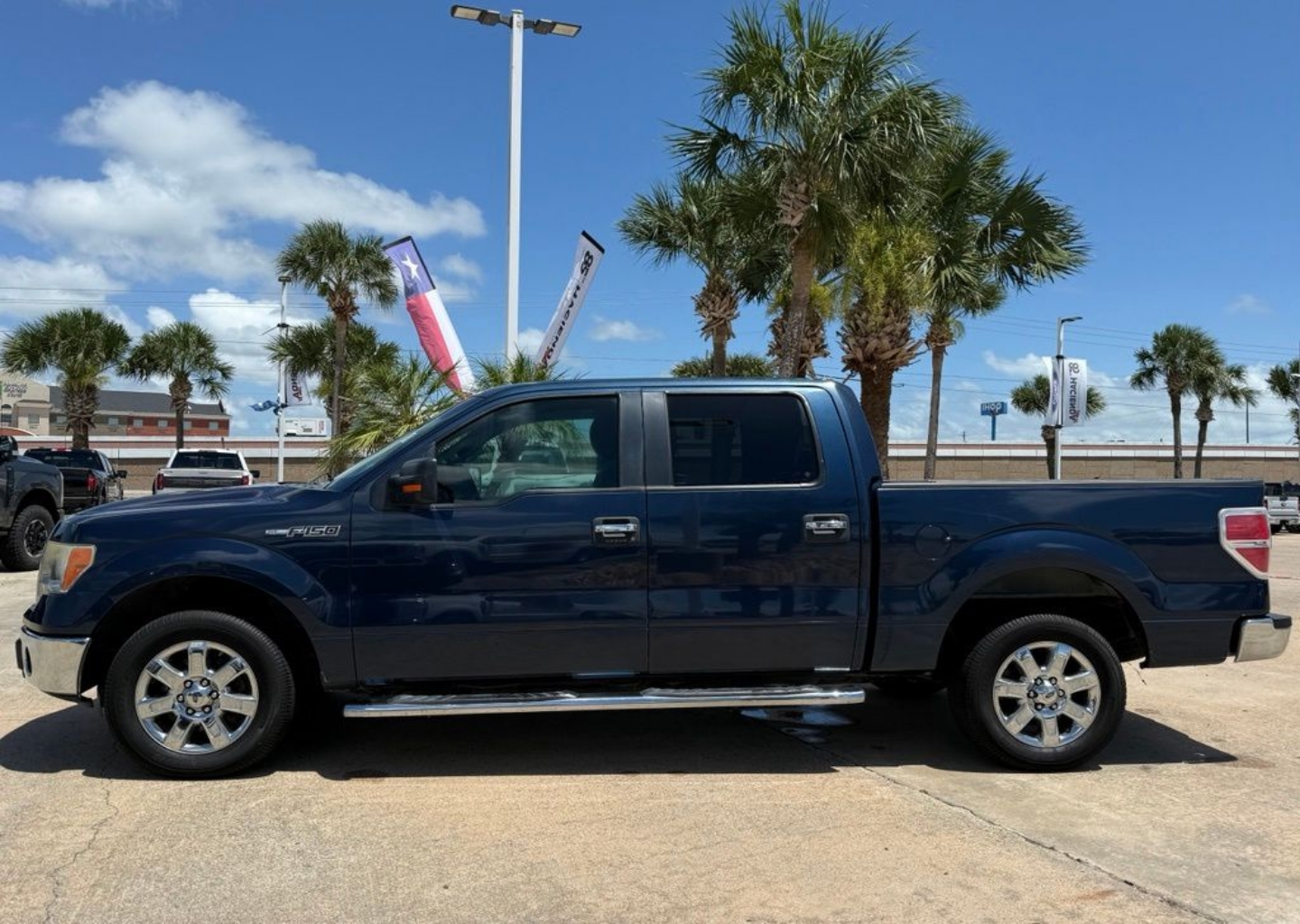 Used 2013 Ford F-150 XLT with VIN 1FTFW1CFXDKG06155 for sale in Kingsville, TX
