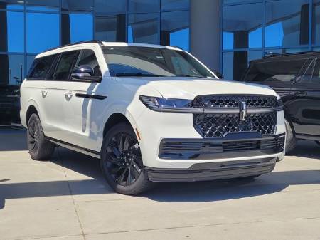 2026 Lincoln Navigator L Reserve