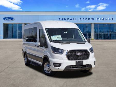 2026 Ford Transit Passenger Wagon XLT