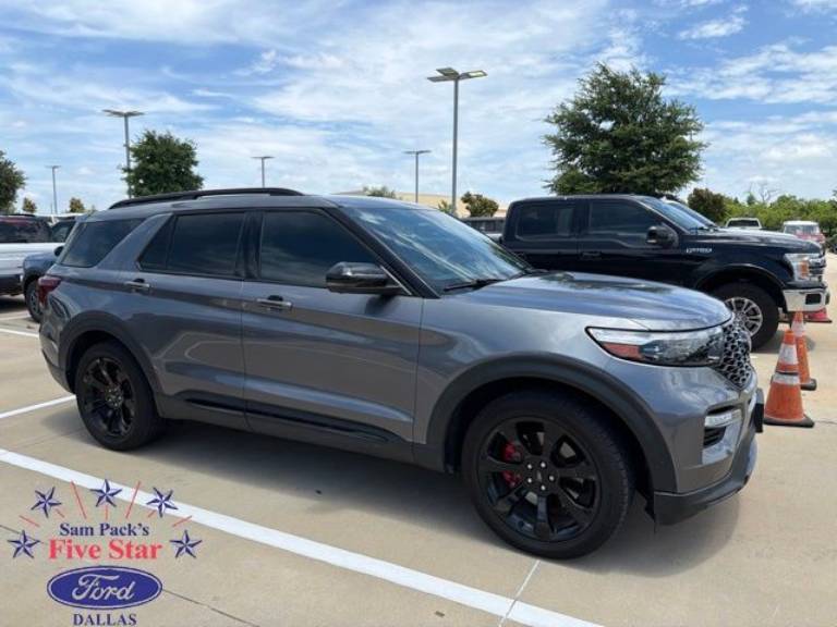 2022 Ford Explorer ST