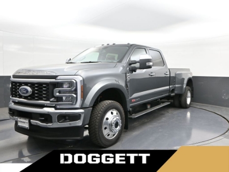 2026 Ford Super Duty F-450 DRW LARIAT