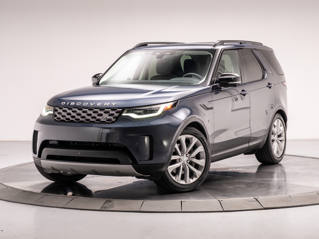 2024 Land Rover Discovery P300 S