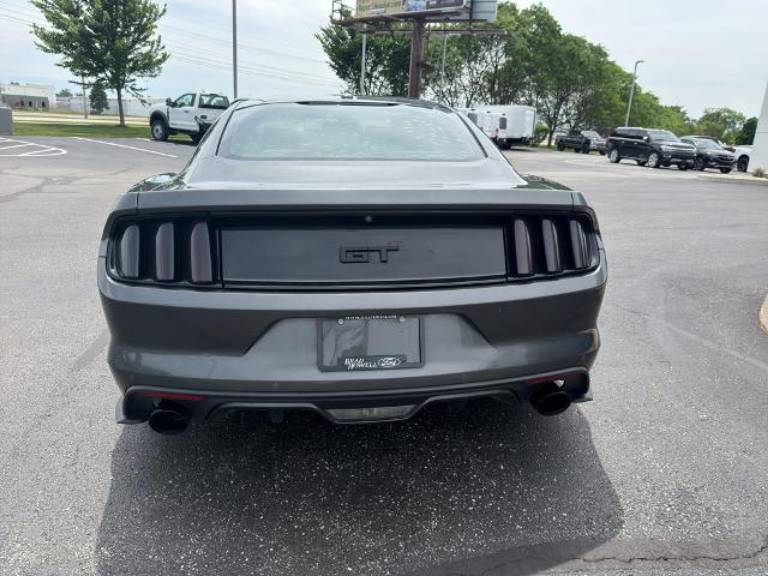 2017 Ford Mustang GT Premium