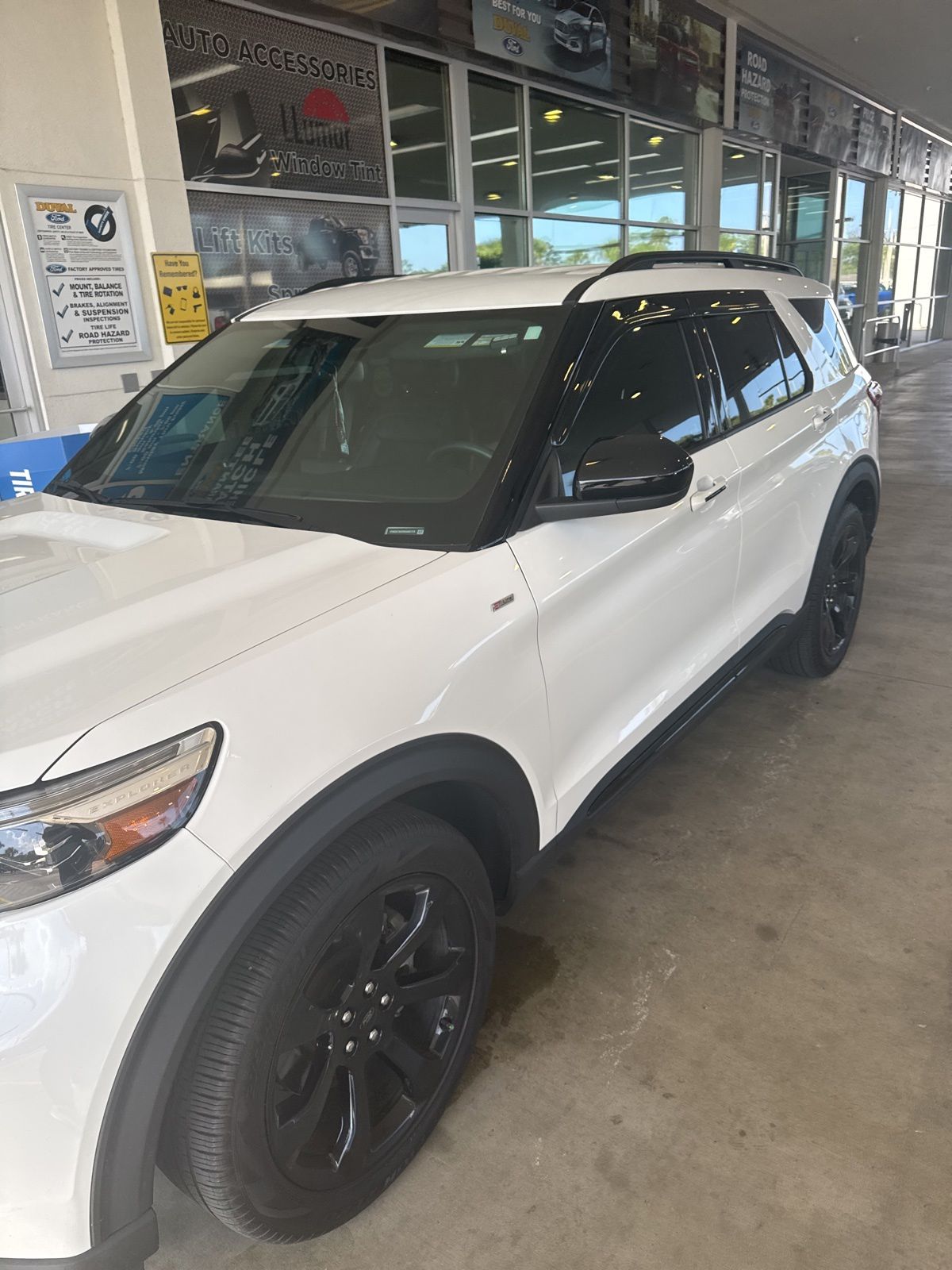 Used 2024 Ford Explorer ST-Line