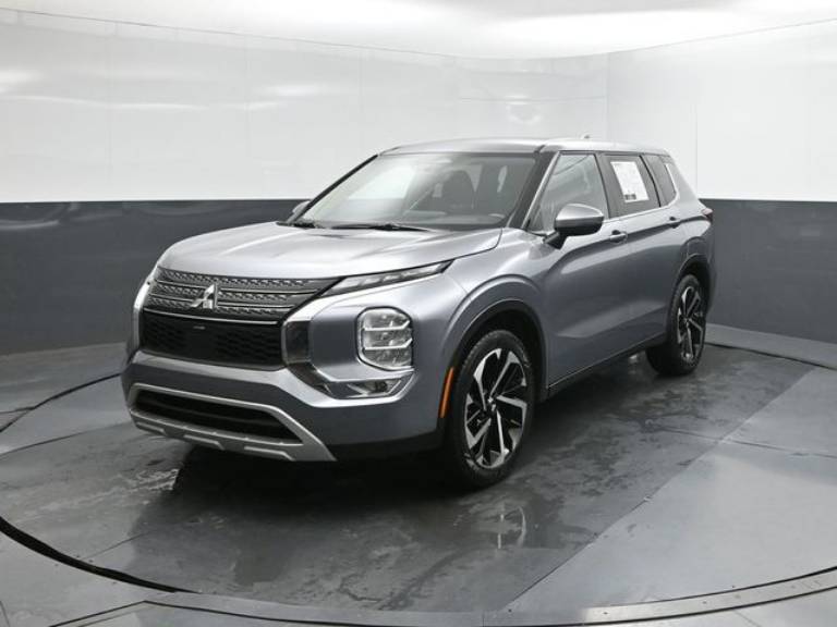 2024 Mitsubishi Outlander SE Black Edition