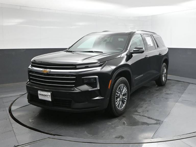 2024 Chevrolet Traverse LT