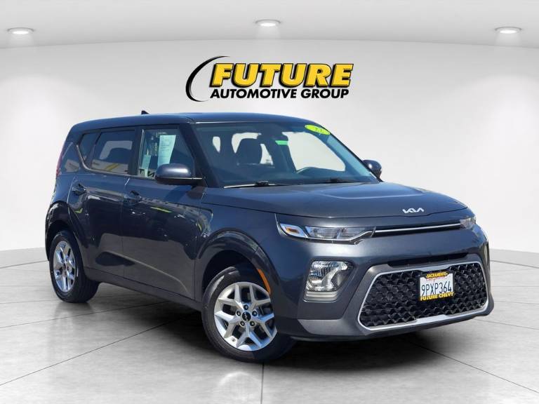 2022 Kia Soul LX