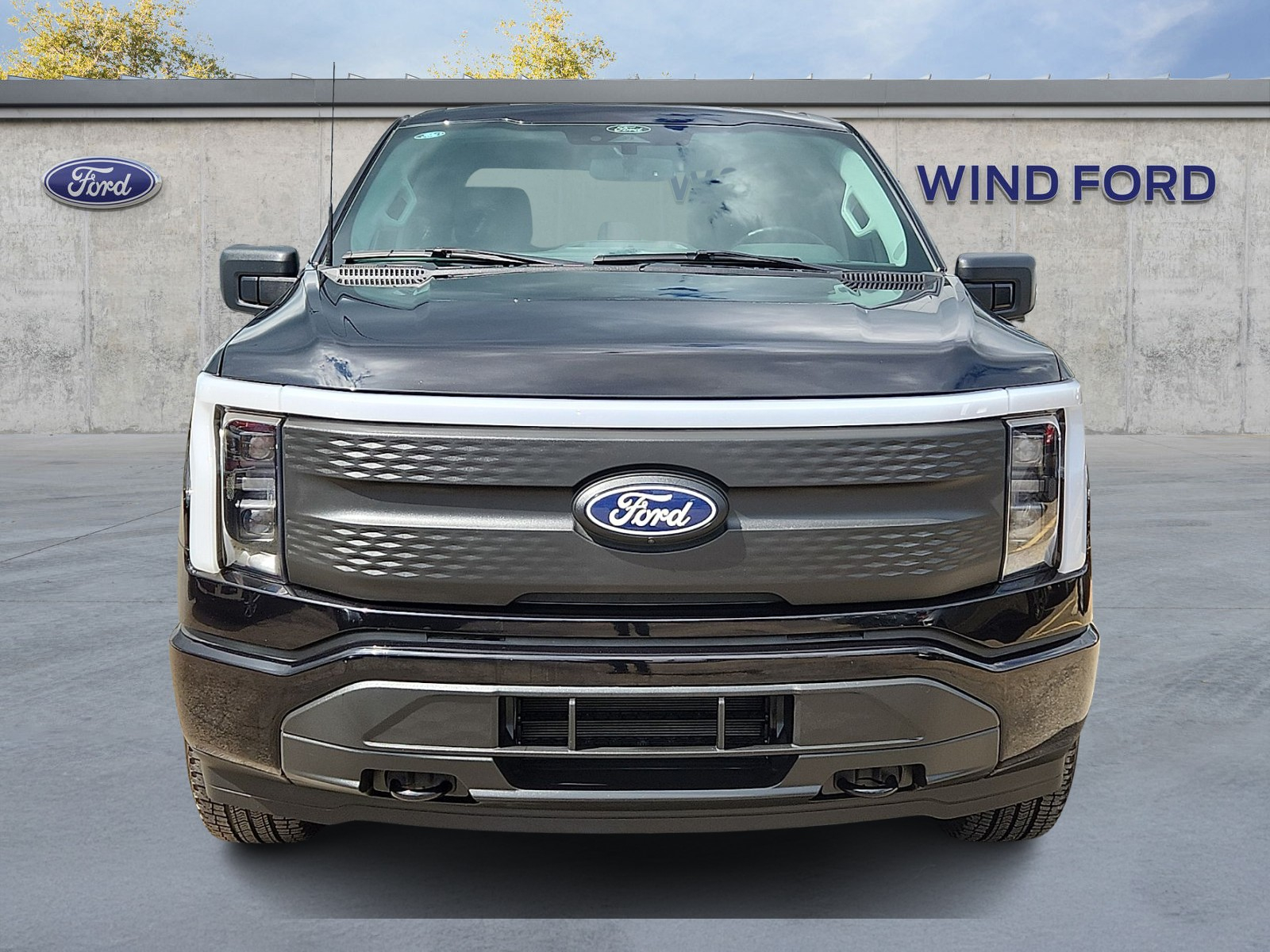 Used 2025 Ford F-150 Lightning XLT with VIN 1FTVW3LK5SWG12617 for sale in Heidelberg, PA