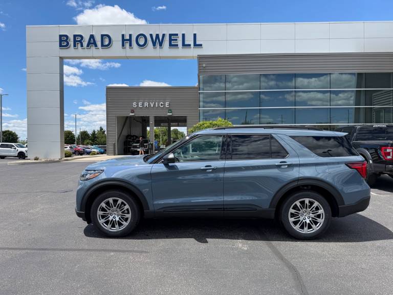 2026 Ford Explorer Active w/200A Pkg