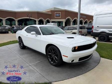2022 Dodge Challenger SXT