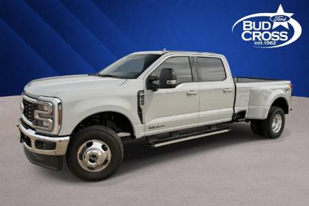 2026 Ford Super Duty F-350 DRW LARIAT