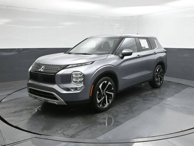 2024 Mitsubishi Outlander SE Black Edition