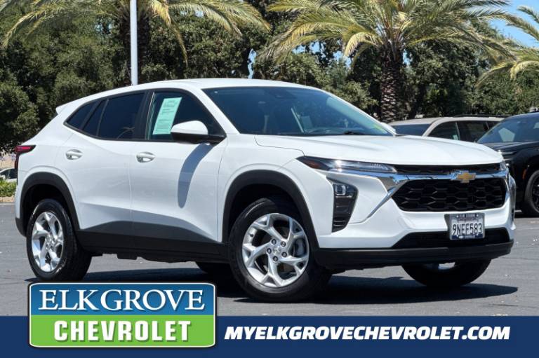 2025 Chevrolet Trax LS