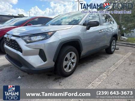 2022 Toyota RAV4 LE