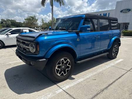 2024 Ford Bronco Outer Banks