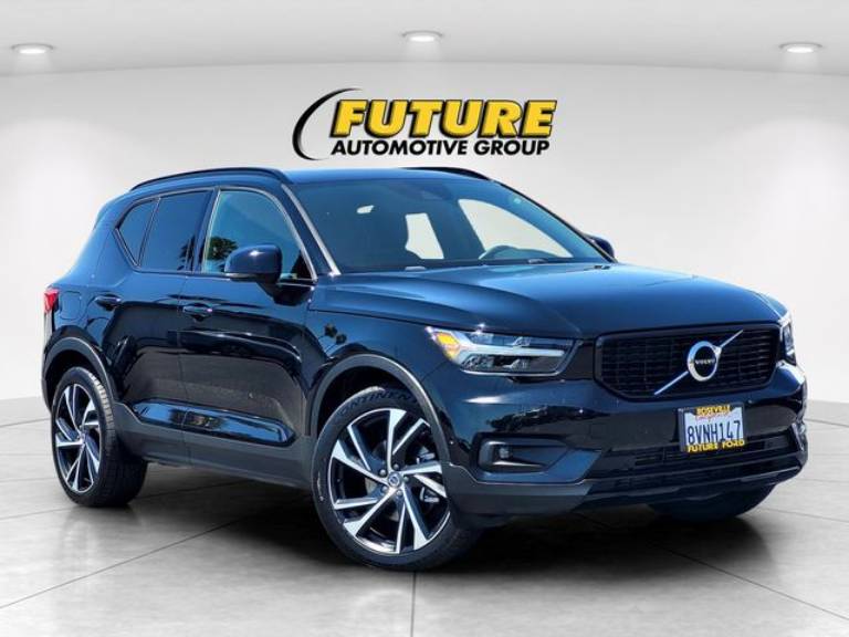2019 Volvo XC40 R-Design