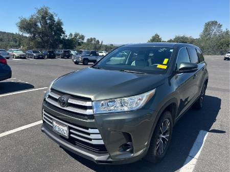 2018 Toyota Highlander LE