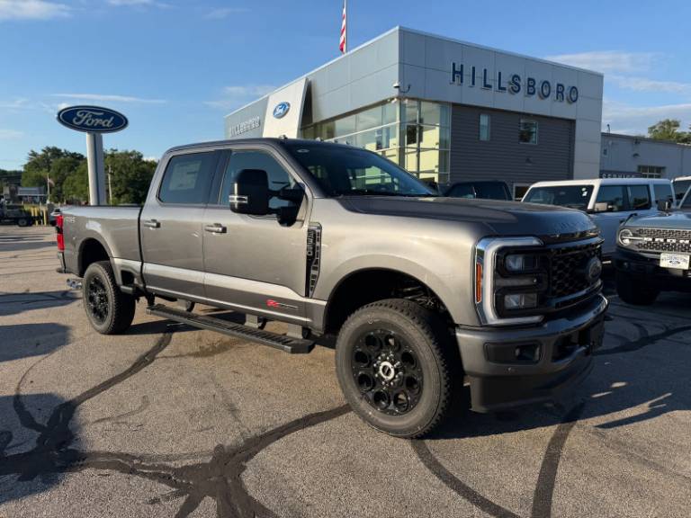 2026 Ford Super Duty F-350 SRW LARIAT