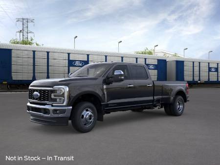 2026 Ford Super Duty F-350 DRW LARIAT