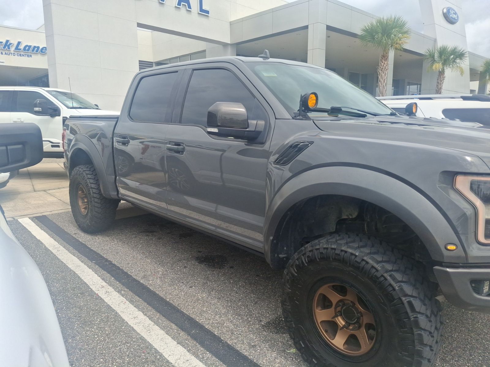 2020 Ford F-150 Raptor