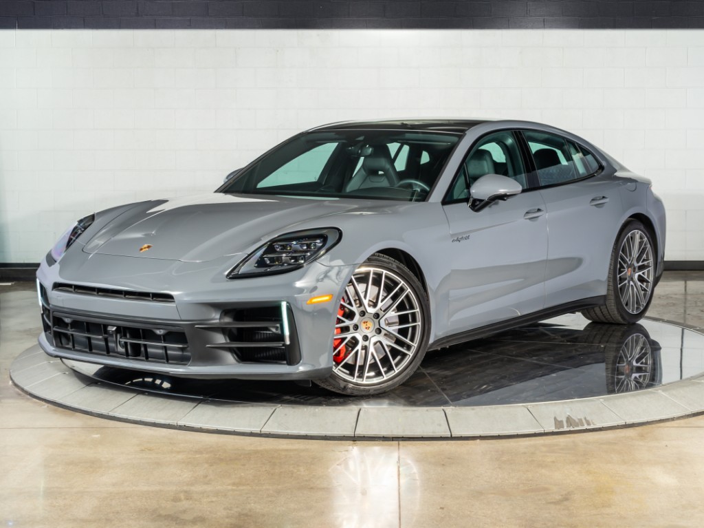 2025 Porsche Panamera E-Hybrid 4S