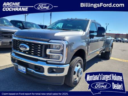 2026 Ford Super Duty F-350 DRW LARIAT