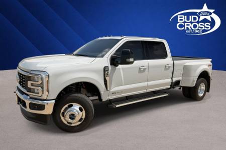 2026 Ford Super Duty F-350 DRW LARIAT
