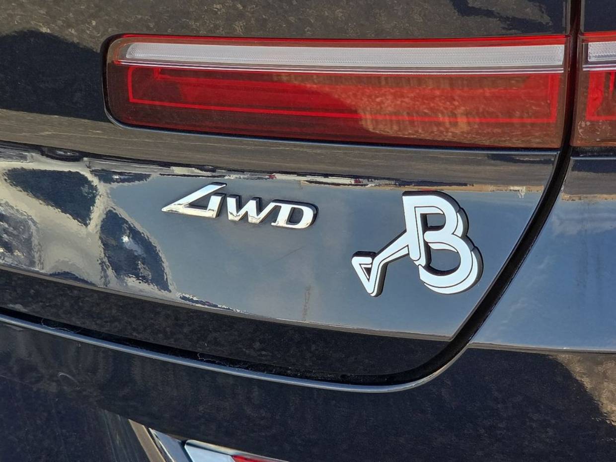 2024 GENESIS GV80 Standard - Photo 16