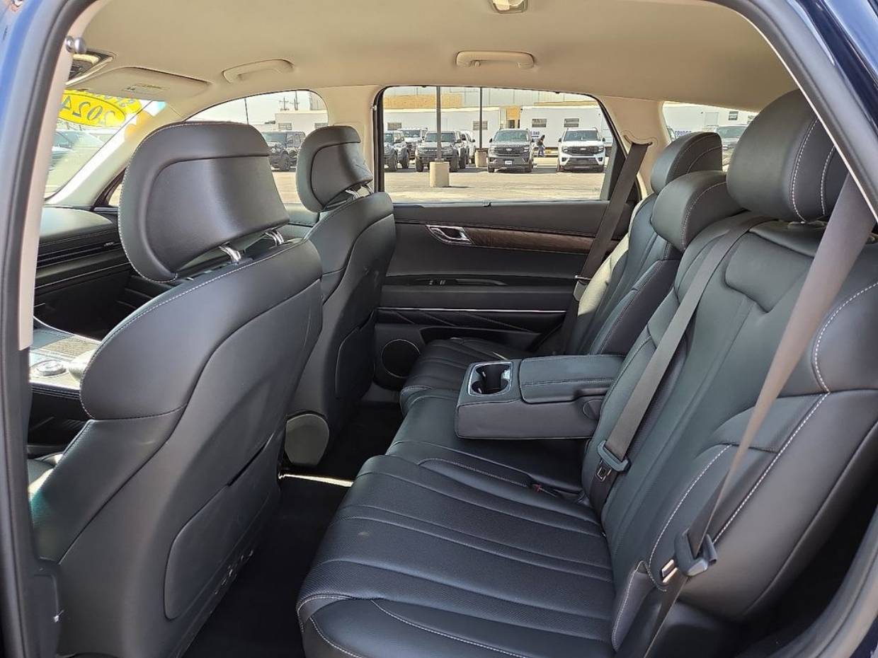 2024 GENESIS GV80 Standard - Photo 19