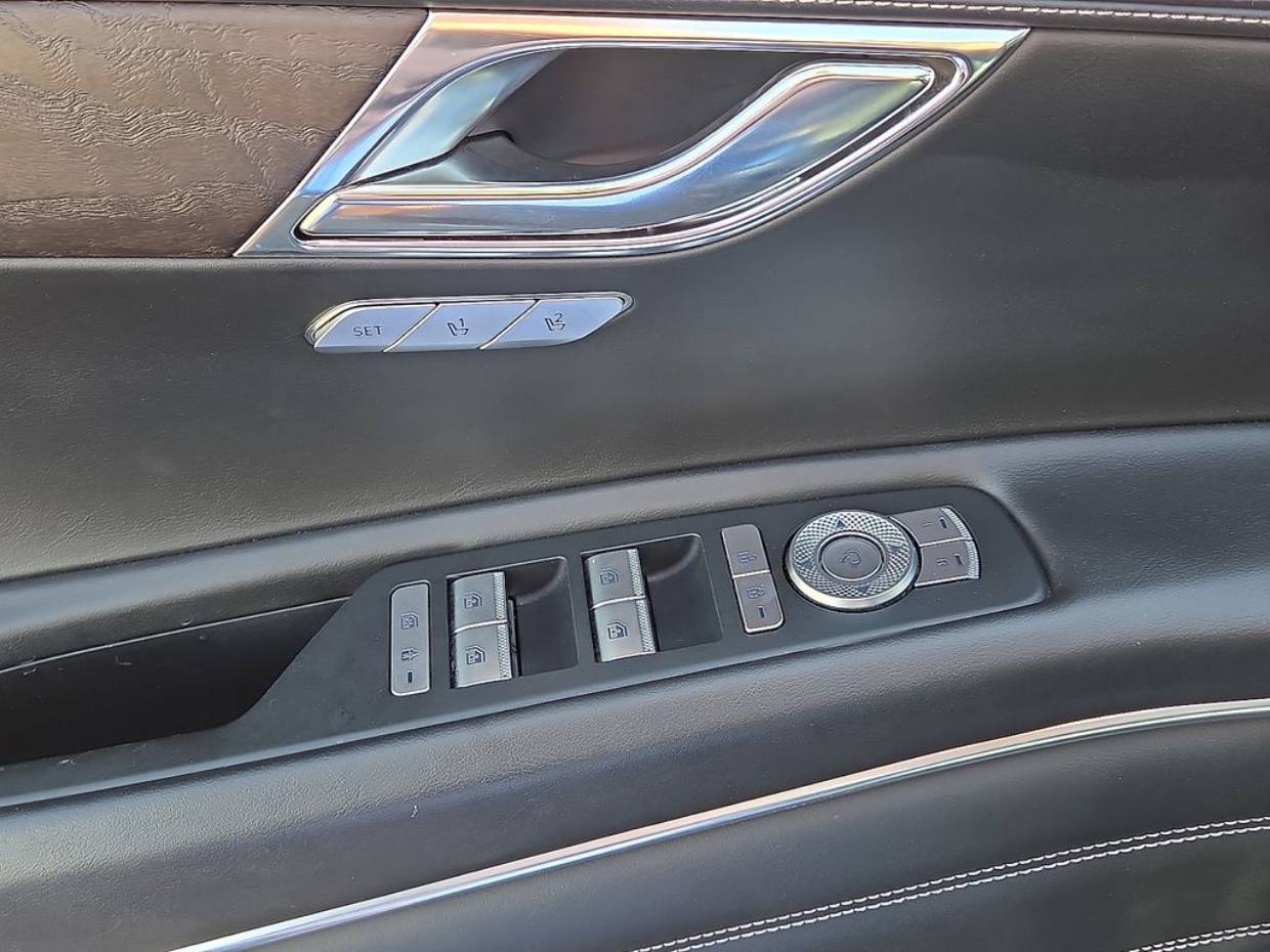 2024 GENESIS GV80 Standard - Photo 22