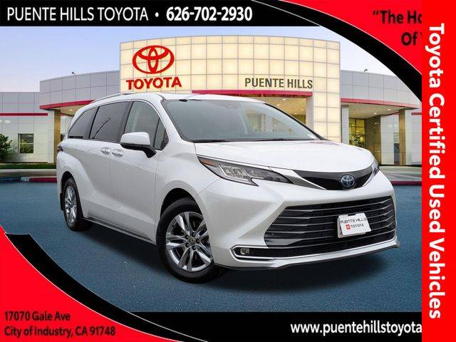 2023 Toyota Sienna Limited