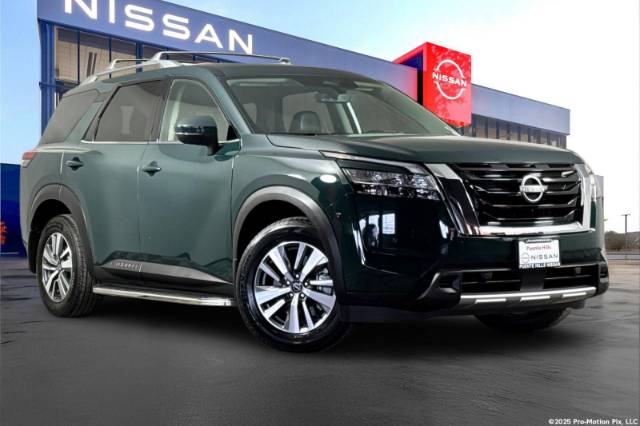 2024 Nissan Pathfinder SL