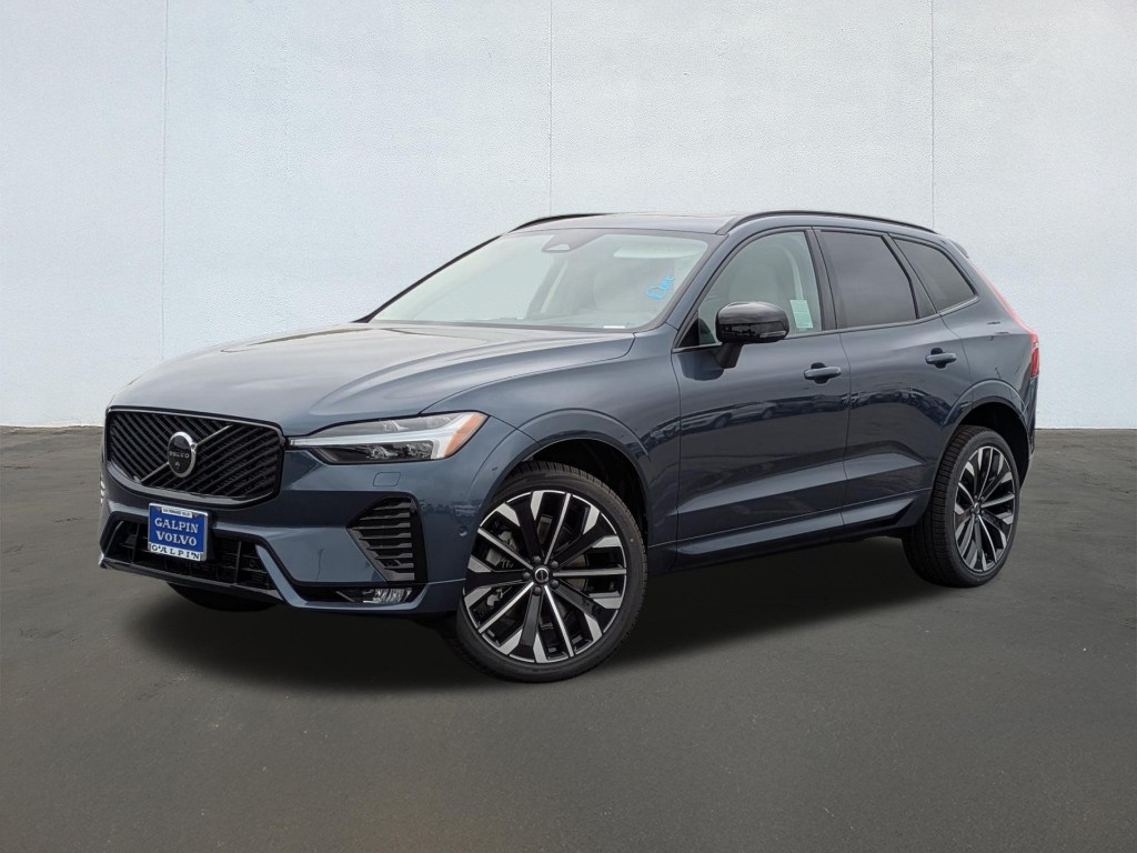 2026 Volvo XC60 B5 Ultra