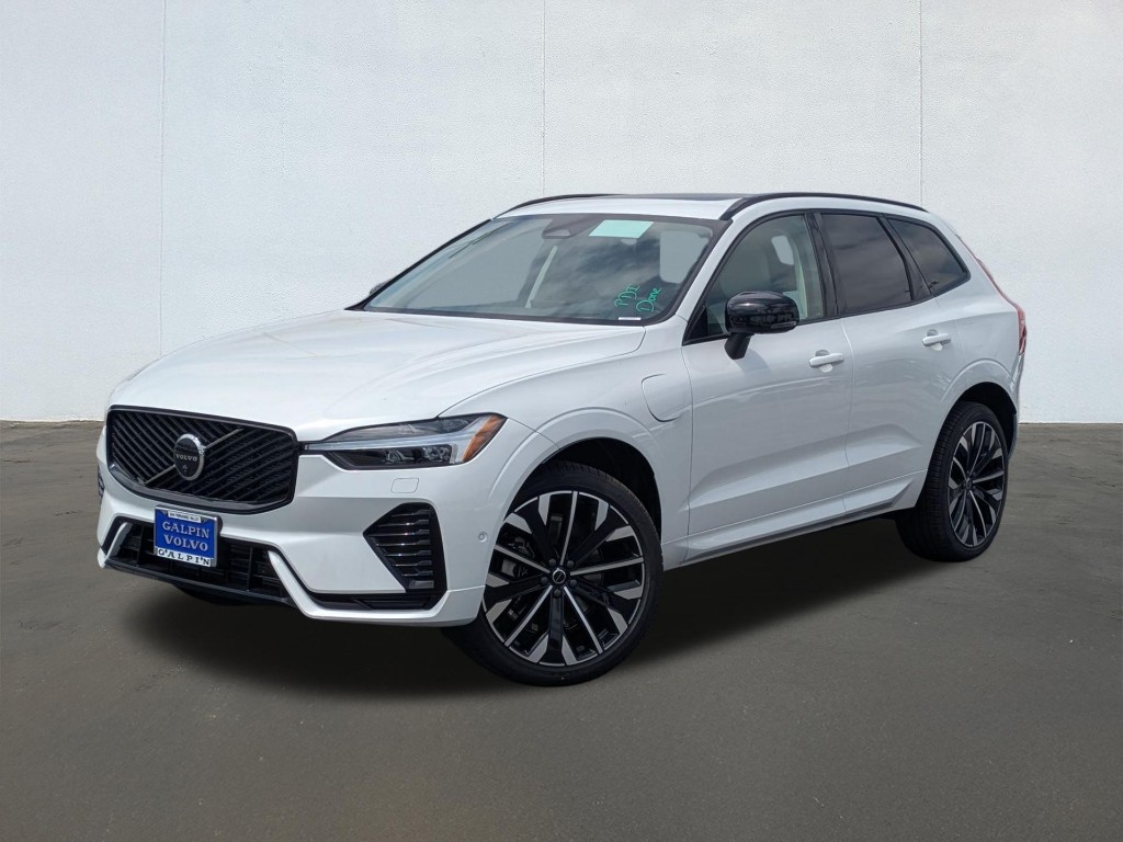 2026 Volvo XC60 Plug-In Hybrid Ultra, T8 AWD Electric/Gasoline, Dark