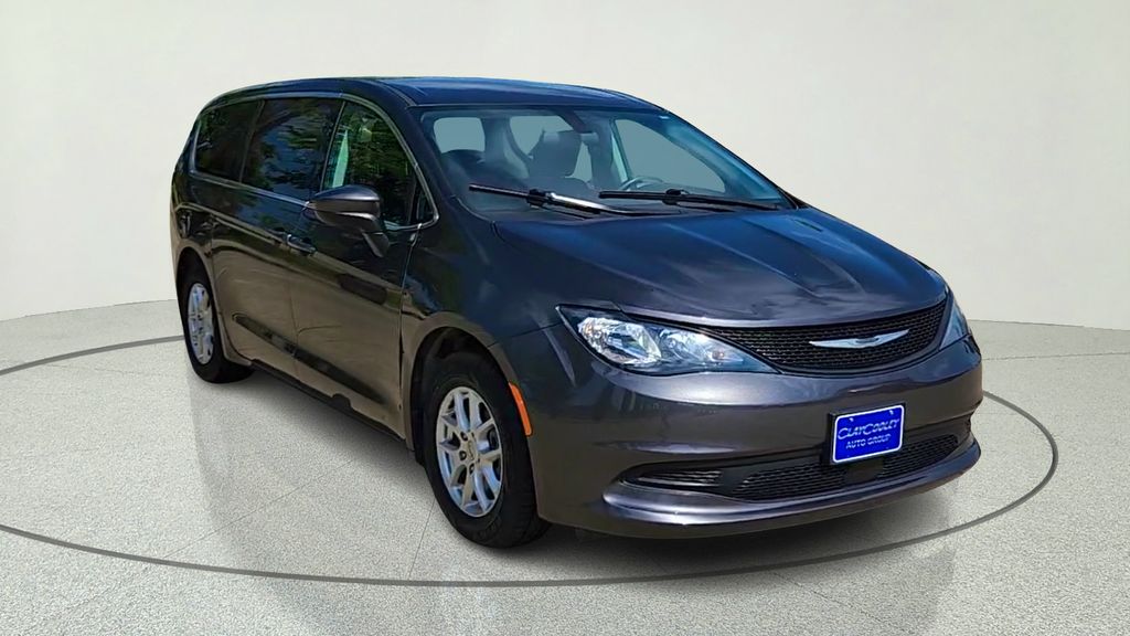 2021 Chrysler Voyager
