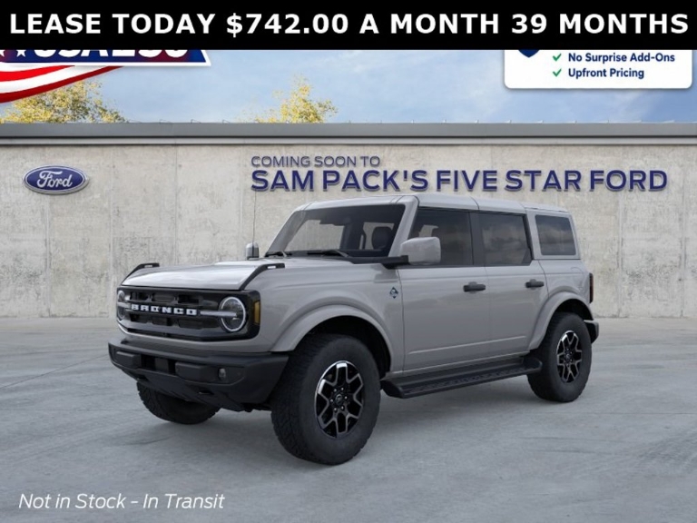 2026 Ford Bronco Outer Banks