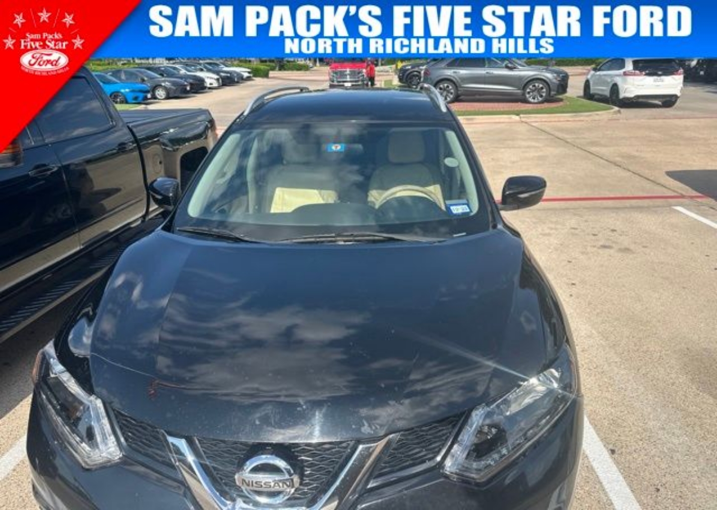 Used 2015 Nissan Rogue SV with VIN 5N1AT2ML2FC774927 for sale in North Richland Hills, TX