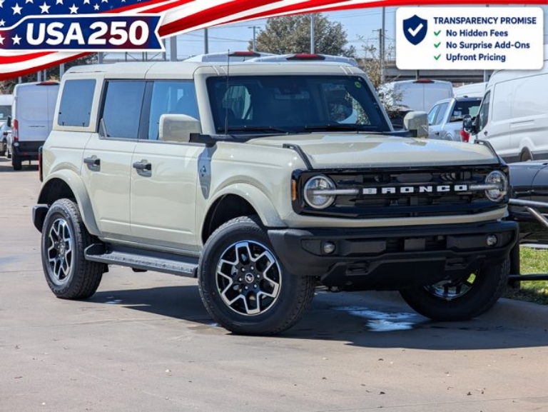 2026 Ford Bronco Outer Banks