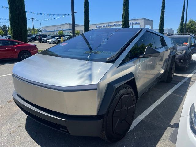 2024 Tesla Cybertruck Cyberbeast