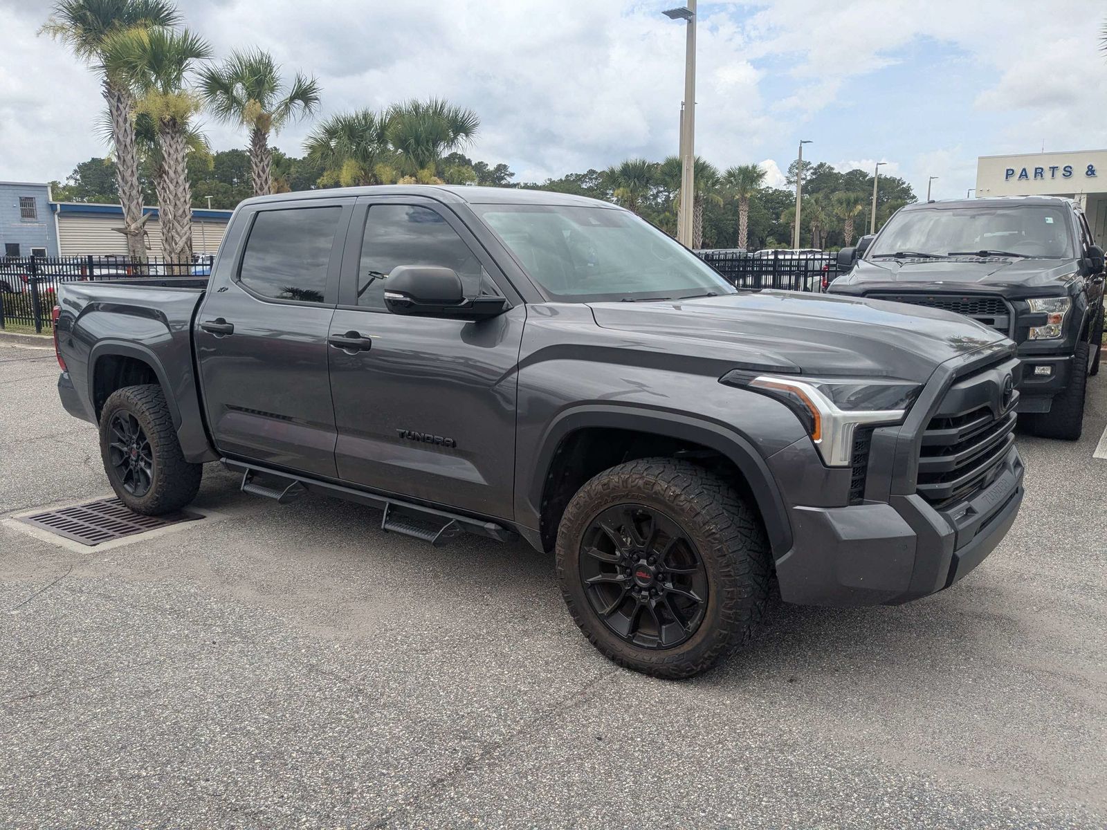 2024 Toyota Tundra SR5