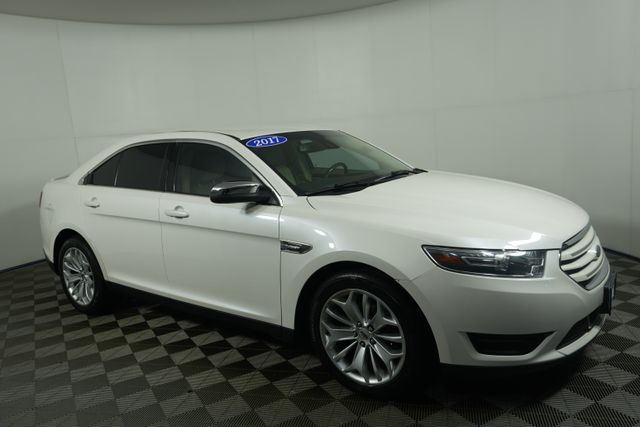 Used 2017 Ford Taurus Limited with VIN 1FAHP2J89HG122444 for sale in Kansas City