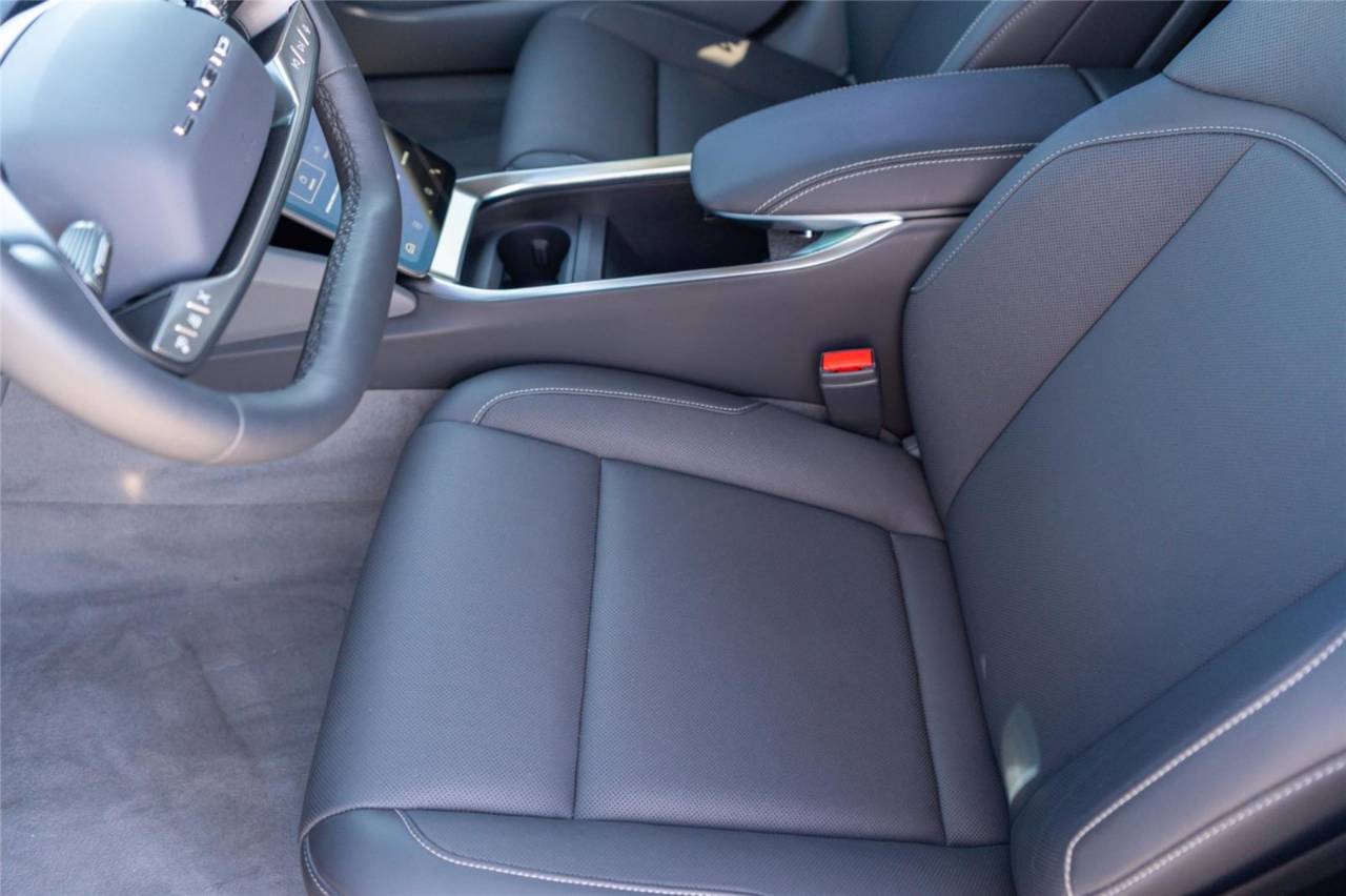 2025 Lucid Air Touring - Photo 9