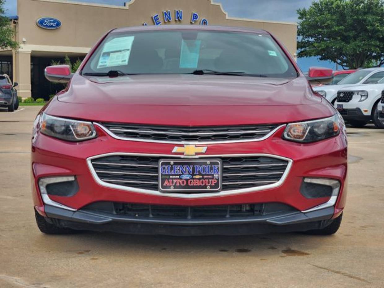 Used 2018 Chevrolet Malibu 1LT with VIN 1G1ZD5STXJF265001 for sale in Gainesville, TX