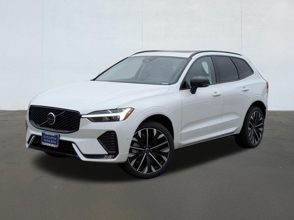 2026 Volvo XC60 B5 Ultra