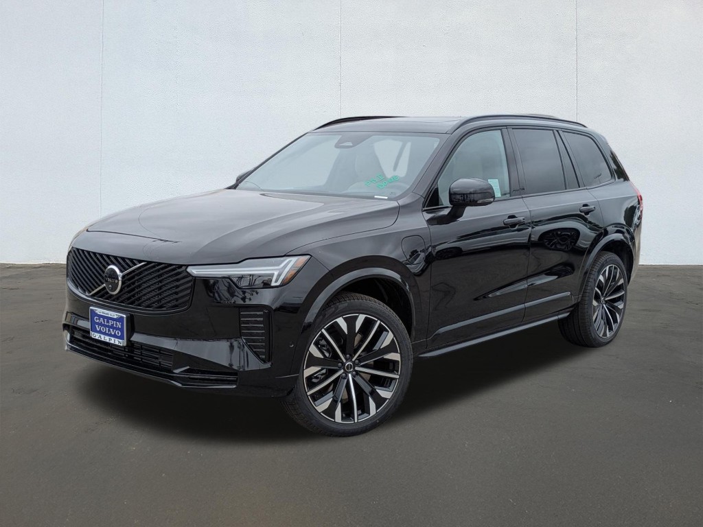 2026 Volvo XC90 Recharge Plug-In Hybrid Ultra Dark Theme, T8 AWD, Electric/Gasoline, 6 Seats