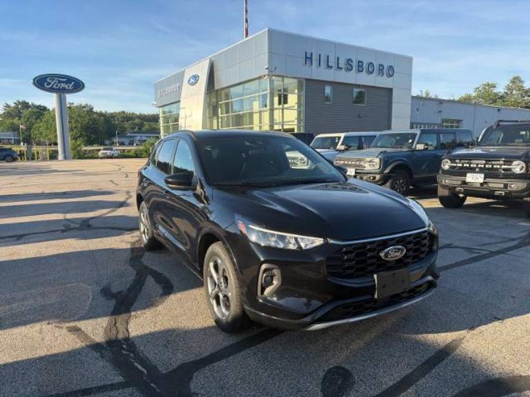 2023 Ford Escape ST-Line Select