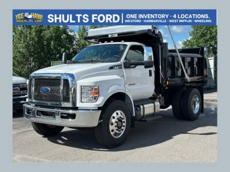 2026 Ford F-750SD Base