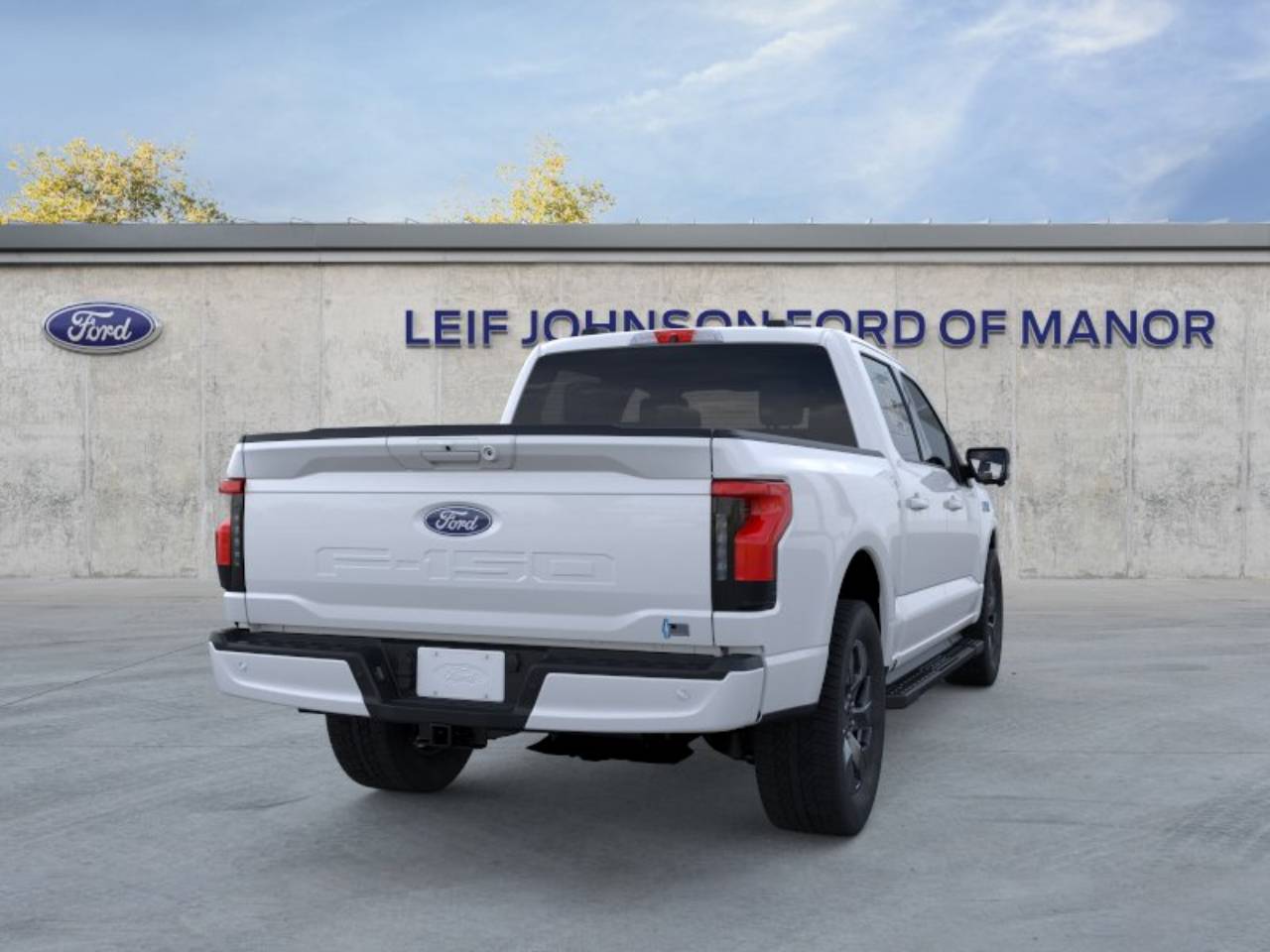 2025 Ford F-150 Lightning Flash - Photo 8