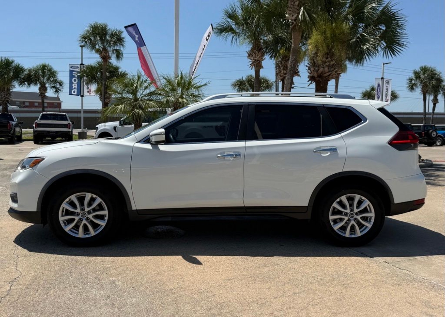 Used 2020 Nissan Rogue S with VIN JN8AT2MT0LW031590 for sale in Kingsville, TX