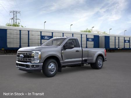 2026 Ford Super Duty F-350 DRW XLT